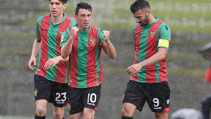 Como-Ternana in diretta, le probabili formazioni. Live dalle 17.30
