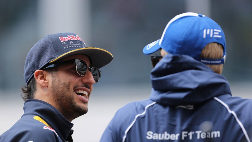 F1, Ricciardo: «Mi aspetto le scuse di Kvyat»