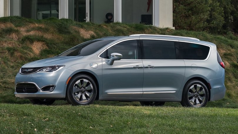 Fiat Chrysler e Google insieme per l'auto a guida autonoma