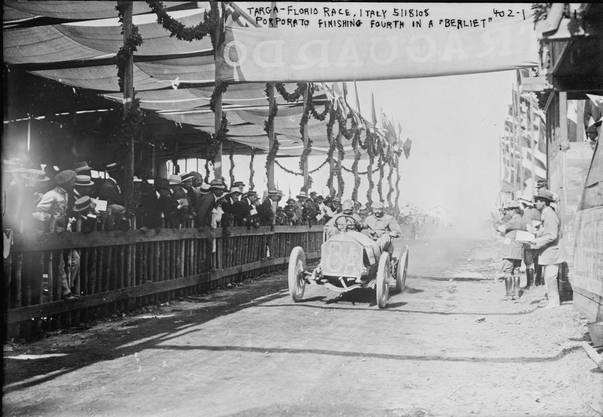 Targa Florio, al via l'edizione 100 della "Cursa"