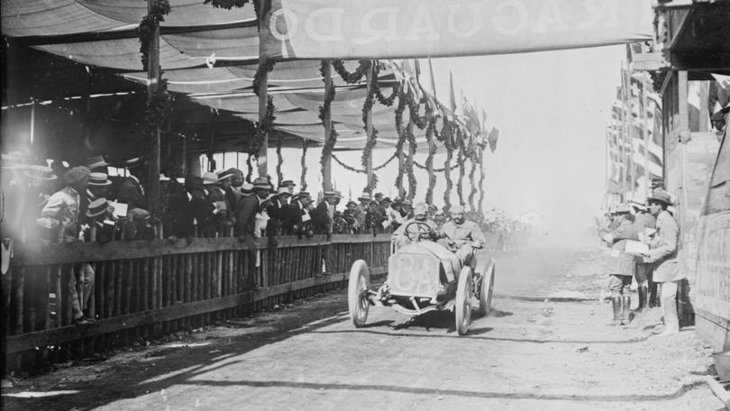 Targa Florio, al via l'edizione 100 della "Cursa"