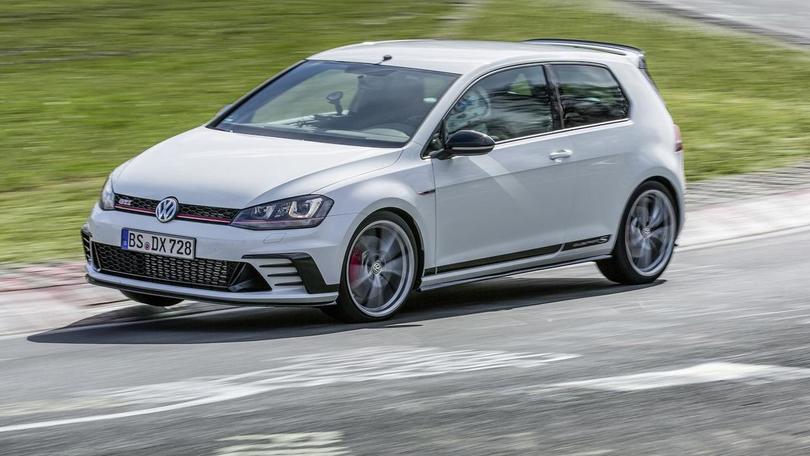 Volkswagen Golf GTI Clubsport S, nuovo record al Nurburgring