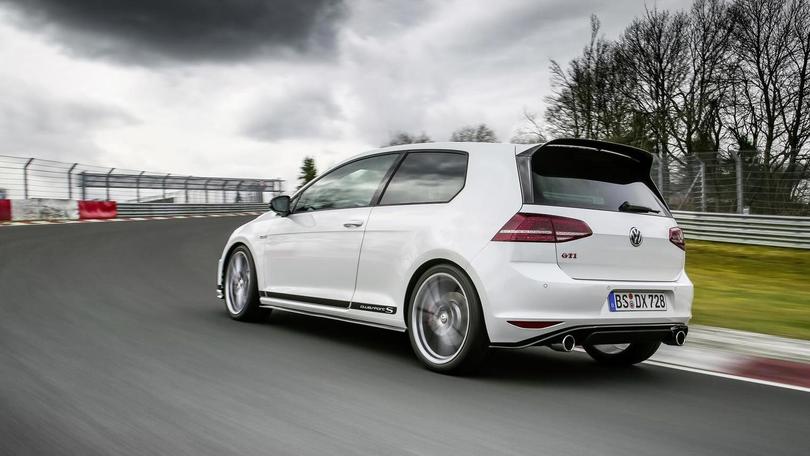 Volkswagen GTI Clubsport S, il video del record al Ring