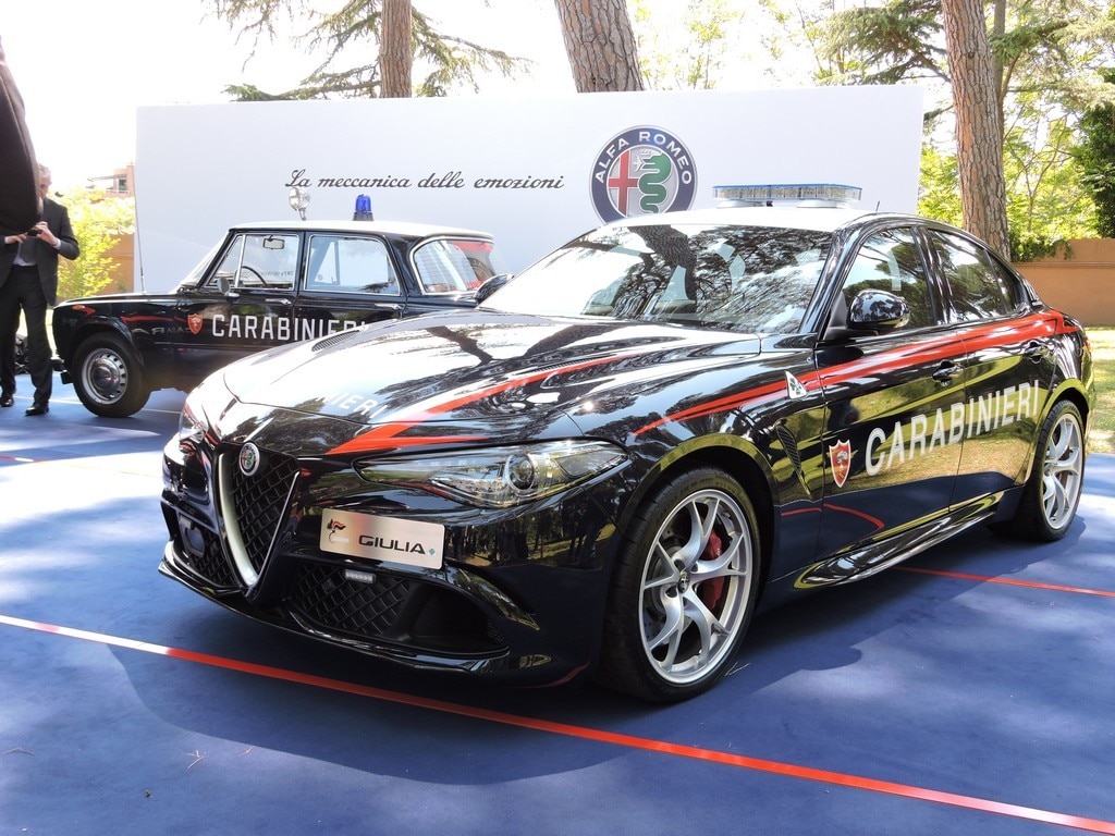 Alfa Giulia Quadrifoglio arruolata nei Carabinieri