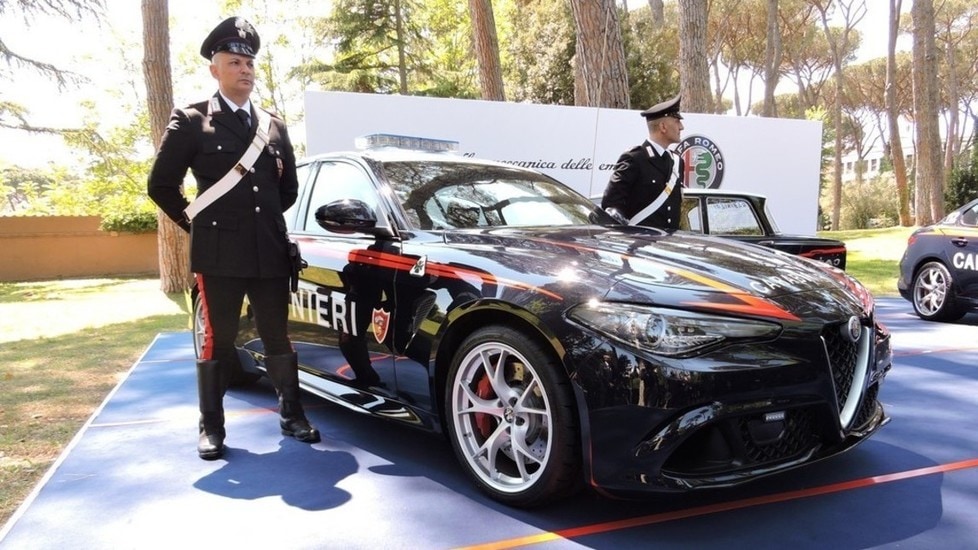 Alfa Giulia Quadrifoglio Carabinieri l'Arma da 510 cavalli Tuttosport