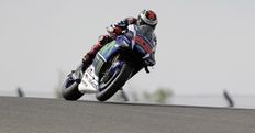 MotoGp, Le Mans: Lorenzo più veloce, Rossi decimo