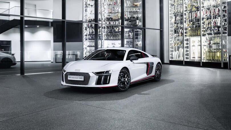 Audi R8 V10 Plus selection 24h: foto
