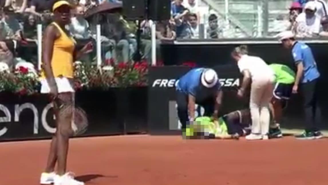 Internazionali d'Italia, raccattapalle sviene per il caldo