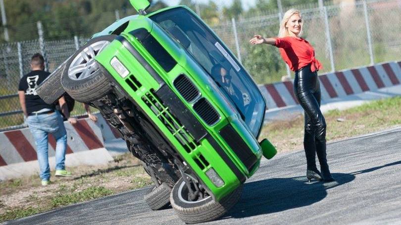 Supercar, lo show sta per iniziare