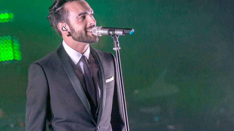 Marco Mengoni infiamma il Palalottomatica