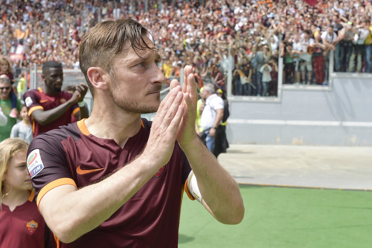 Calciomercato Roma, Totti: «Rinnovo? Non è mai stato un problema economico e mai lo sarà»
