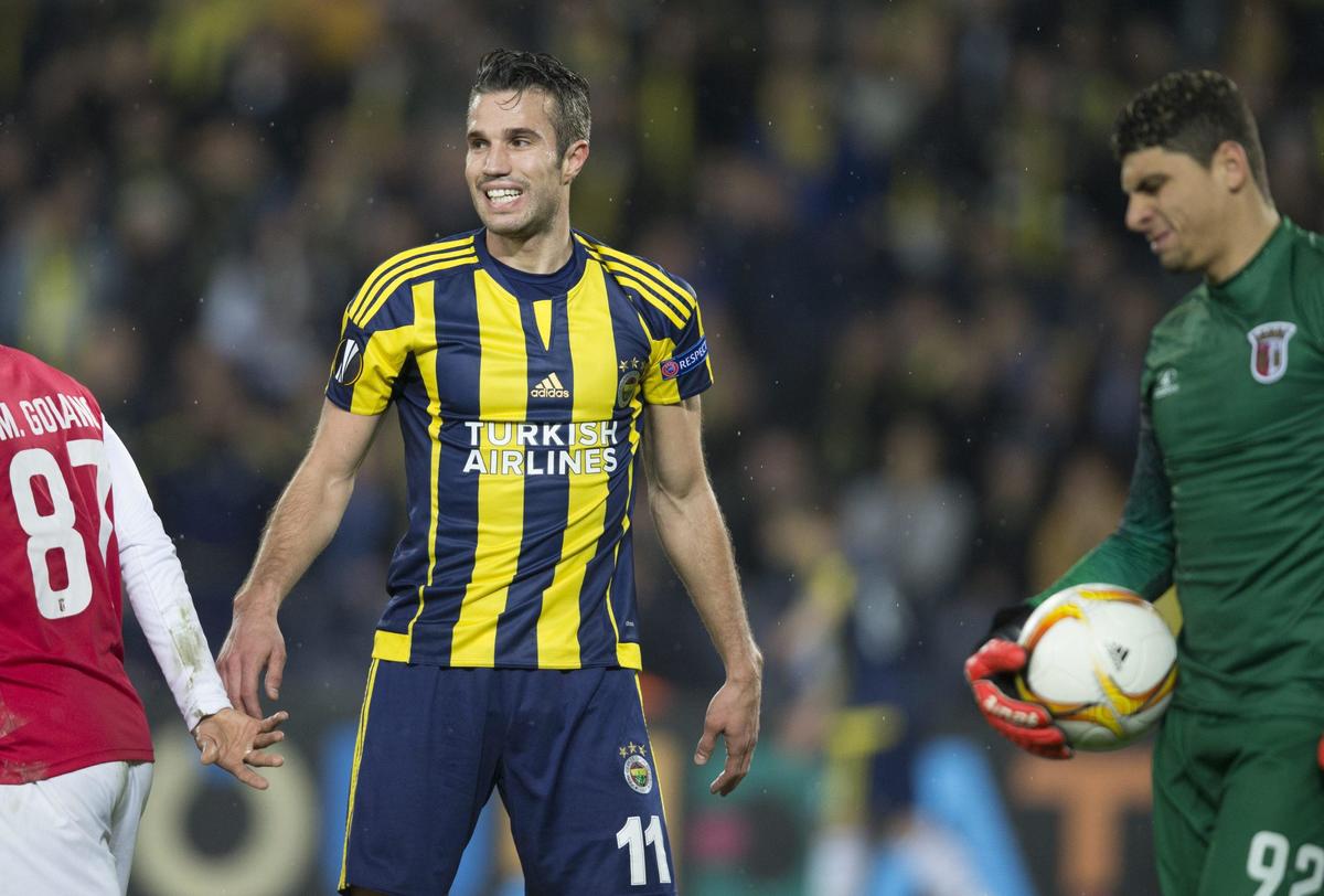 Lazio, il Fenerbahce: «Van Persie resta con noi»