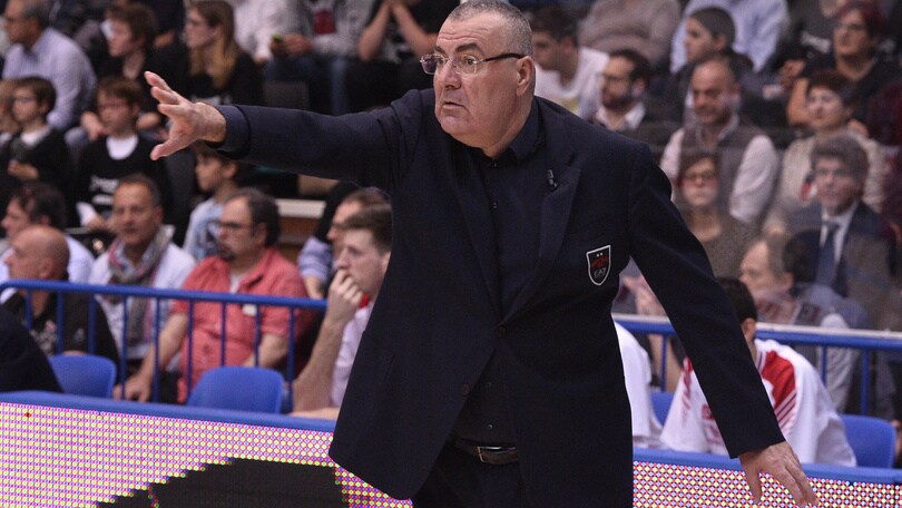 Gentile allo scadere: Milano in semifinale