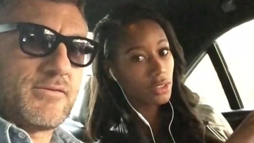 Bomber Vieri, video con la sexy amica