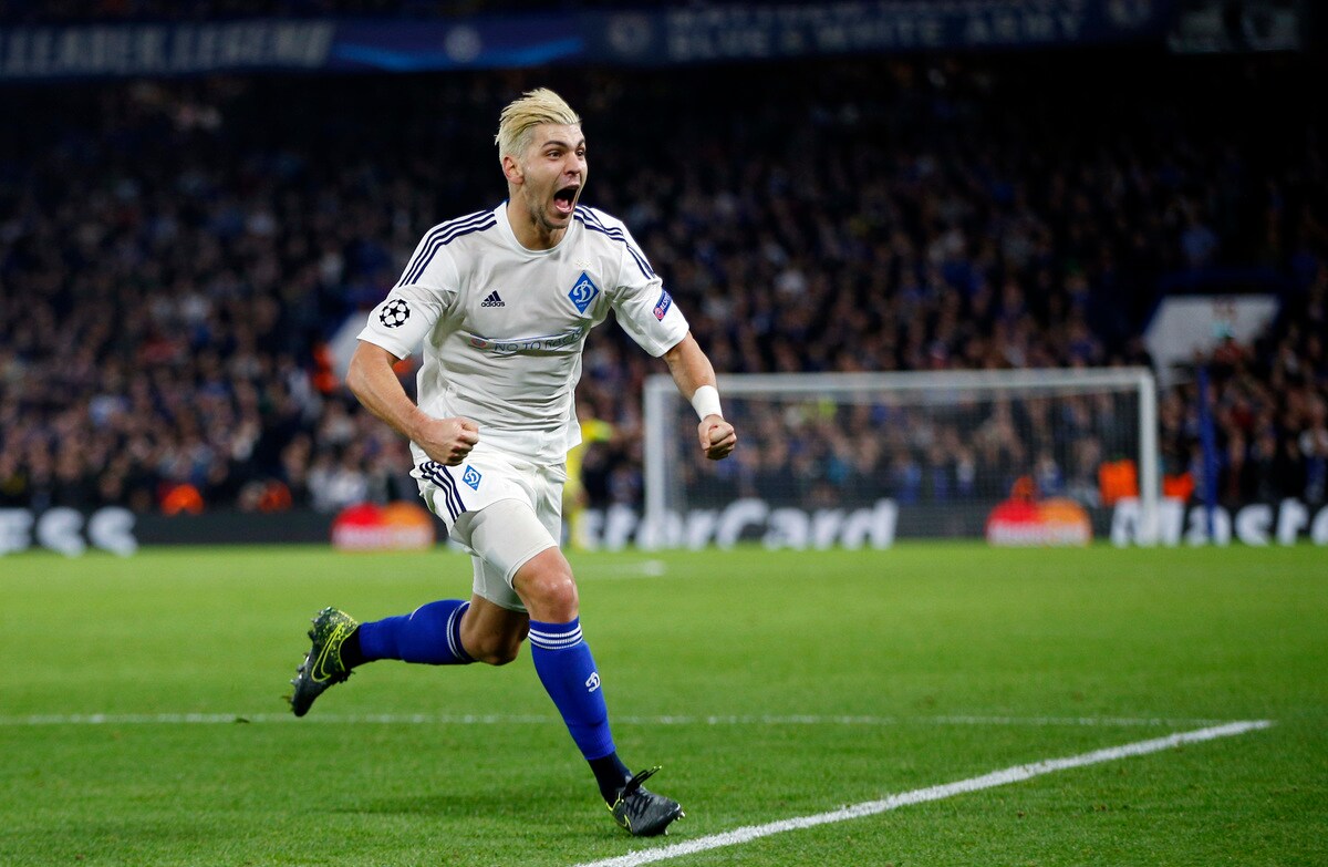 Calciomercato Roma, in difesa idea Dragovic. E sale Criscito