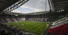 Juventus, lo Stadium è uno spettacolo per la festa