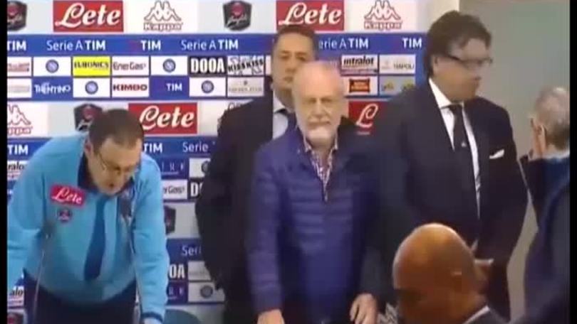 Sarri: "Pubblico di Napoli è campione d'Italia"