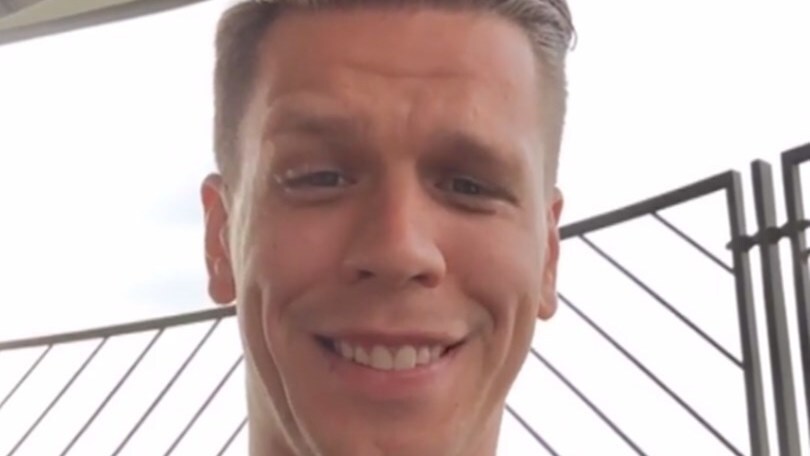 Szczesny prende in giro i tifosi del Tottenham così