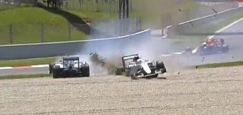 F1 Mercedes, Rosberg: «Volevo vincere, finire così è brutto»