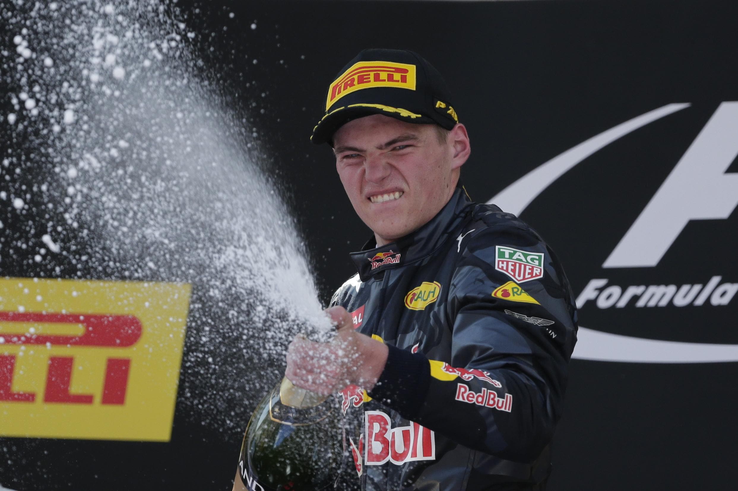 F1, per Verstappen boom anche in lavagna