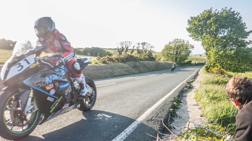 Tourist Trophy, i consigli sulla gara motociclistica più folle del mondo