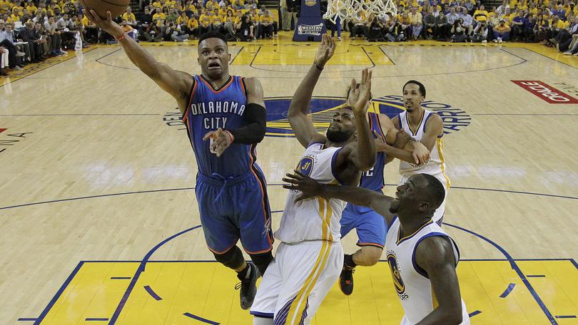 Westbrook affonda Golden State, OKC vince ancora