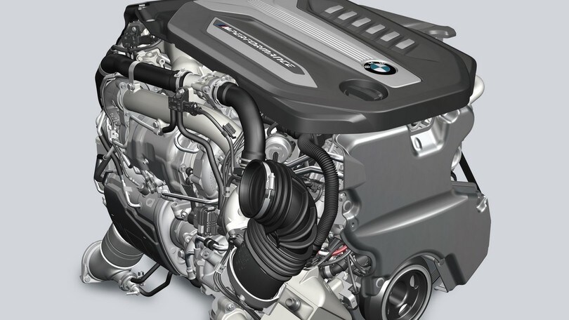 BMW, la Serie 7 con 4 turbo e le nuove M Performance