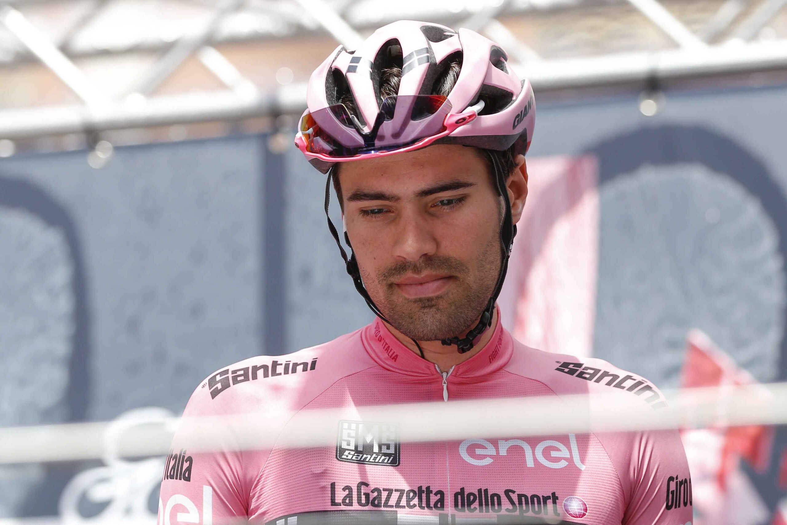 Giro d'Italia, si ritira Tom Dumoulin