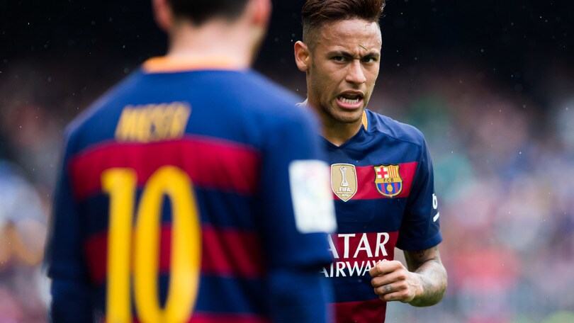 Neymar-Barcellona, rinnovo o cessione. PSG, Real e United sognano