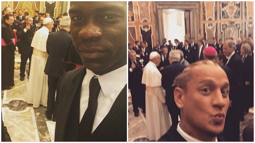 Juventus e Milan in Vaticano: Balotelli e Mexes postano la foto con Papa Francesco