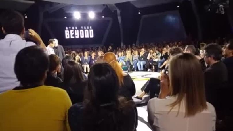 Star Trek Beyond, J. J. Abrams il più applaudito dai fan a Los Angeles