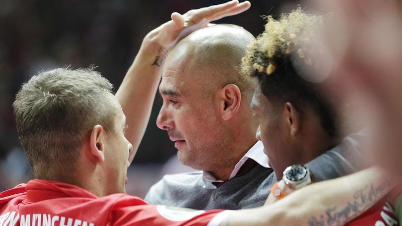 Guardiola scoppia in lacrime: triste addio al Bayern Monaco