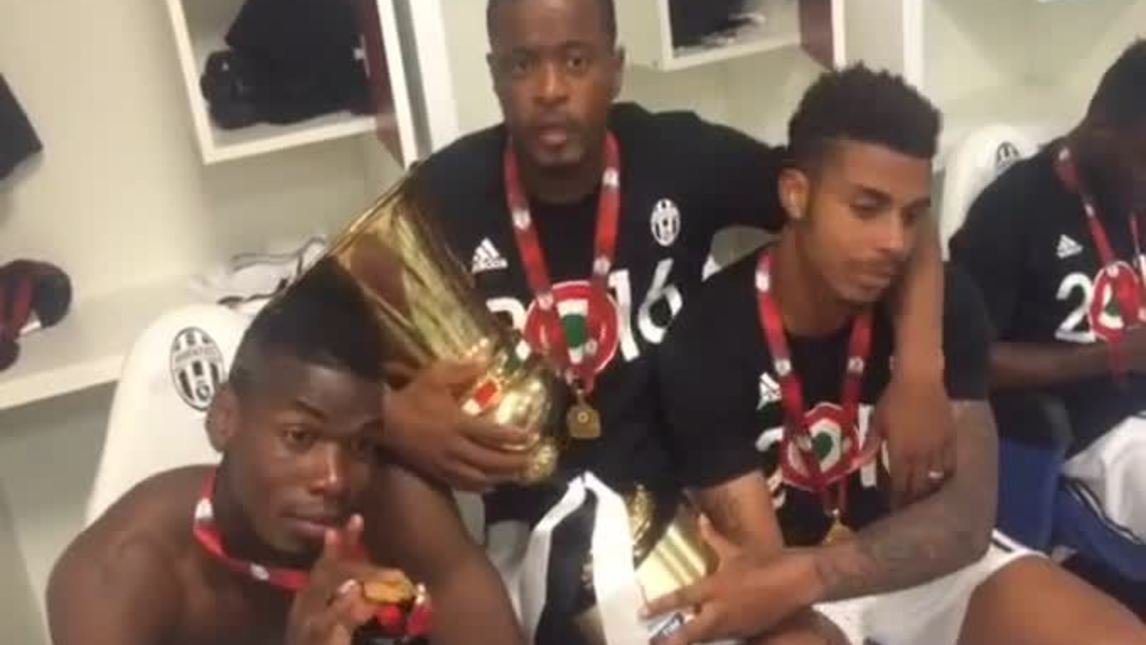 Evra, Pogba e Lemina fanno i rapper con la Coppa Italia