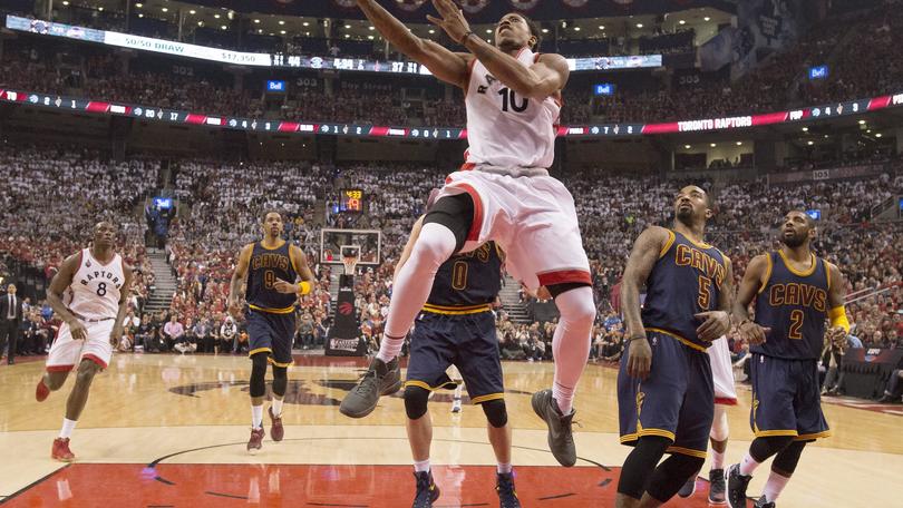 DeRozan stende Cleveland, primo ko per i Cavs