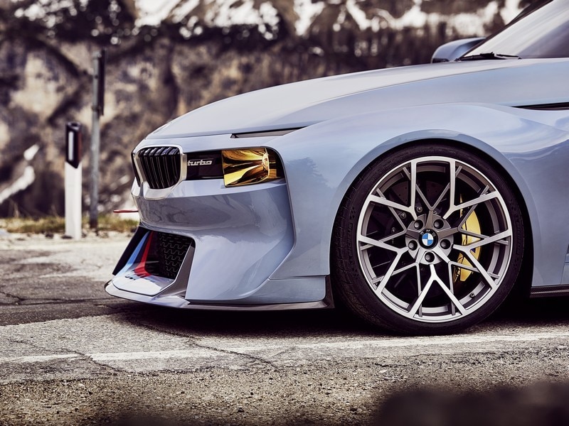 BMW 2002 Hommage, tributo al mito turbo