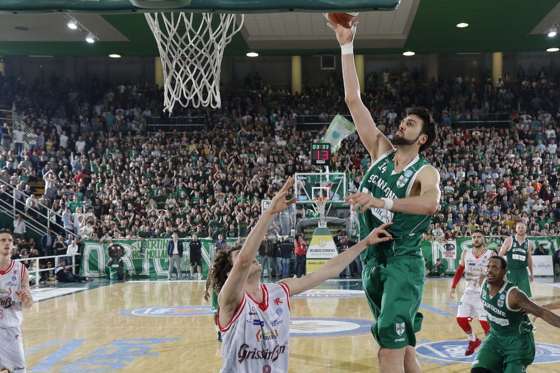 Avellino, +43 su Reggio: è 2-2