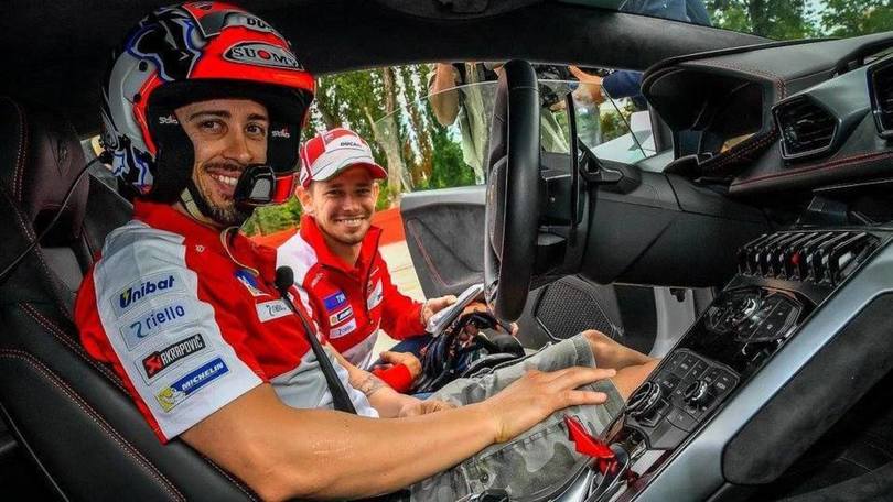 Stoner e Dovizioso a Imola con le Lamborghini Huracan: foto