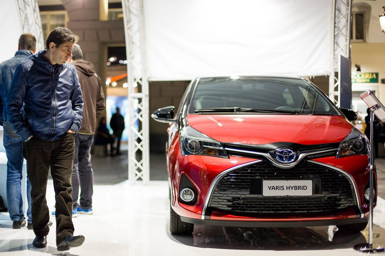 Toyota ragigunge quota 9 milioni di ibride