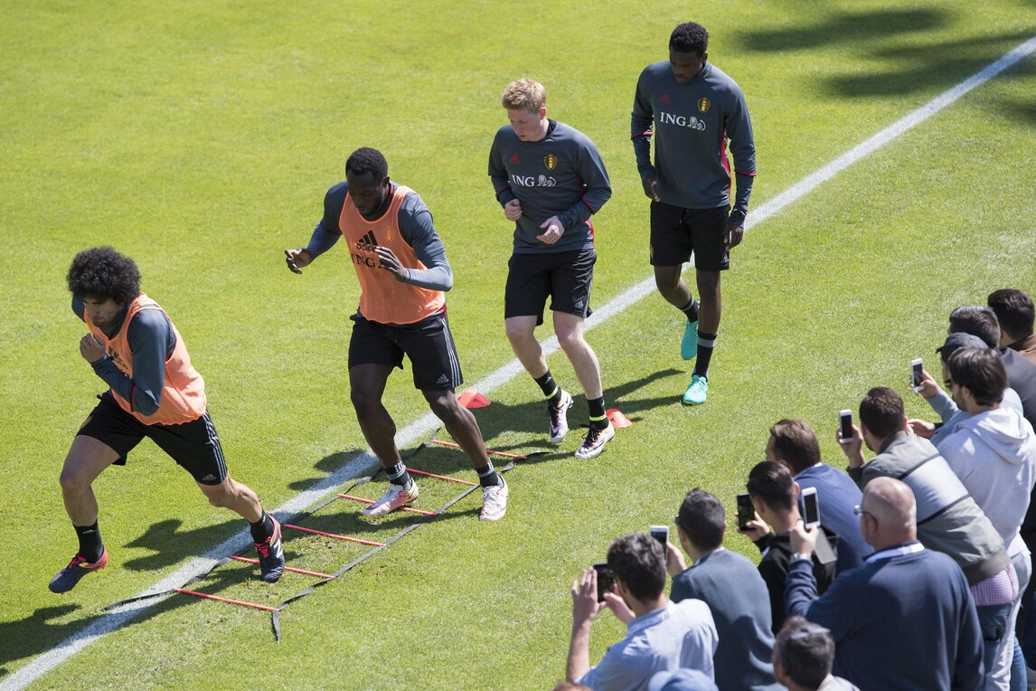 Euro 2016, il Belgio al lavoro: Nainggolan ancora a parte