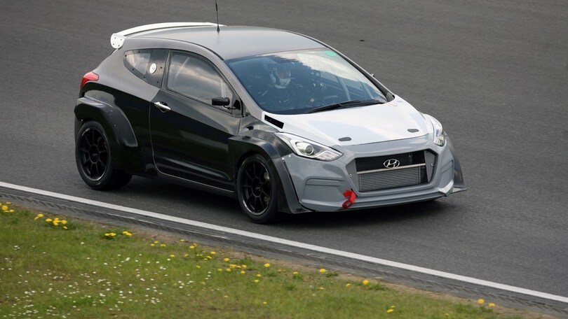 Hyundai i30 N Turbo, prove di Nurburgring