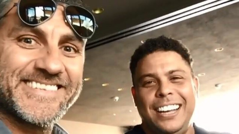 Vieri a Ronaldo: «Chi è più grasso?»