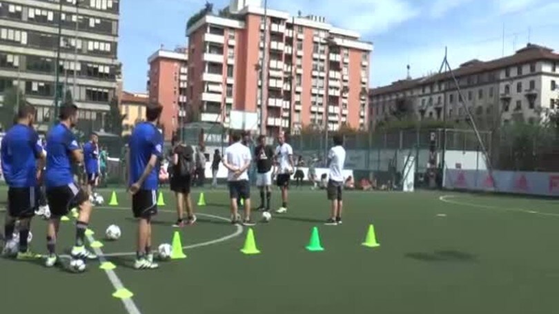 Allegri e Trezeguet insegnano calcio ai ragazzi