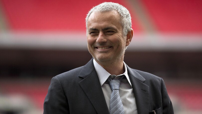 Mourinho, la carriera in 15 scatti: dal Porto allo United