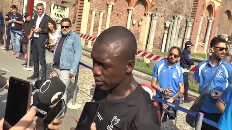 Seedorf: "Torno presto ad allenare"