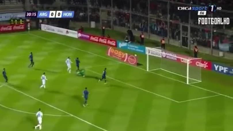 Golazo di Higuain: tunnel e scavetto, l'Argentina batte Honduras
