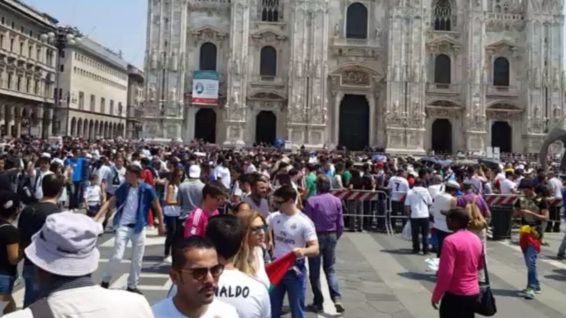 Piazza del Duomo? È discoteca Champions