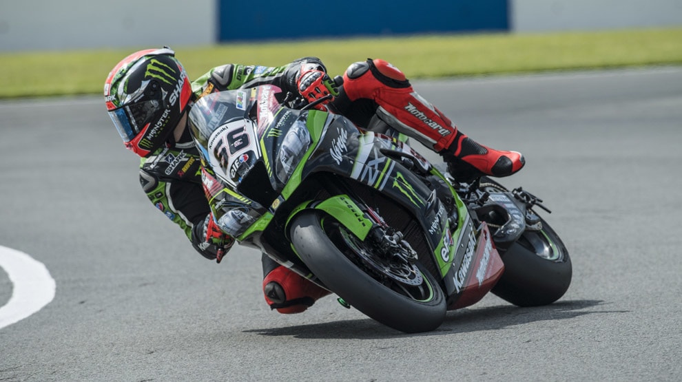 SBK Donington, gara1: vince Sykes davanti a Giugliano