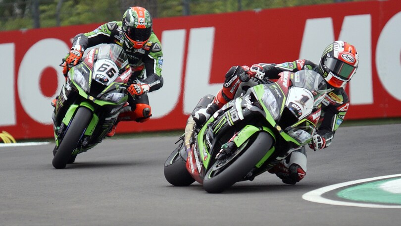 Superbike Donington, Rea: «Problemi al cambio, domani andrà meglio»
