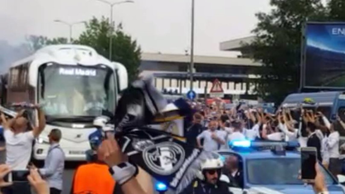 Il Real Madrid al Meazza: tifosi in delirio