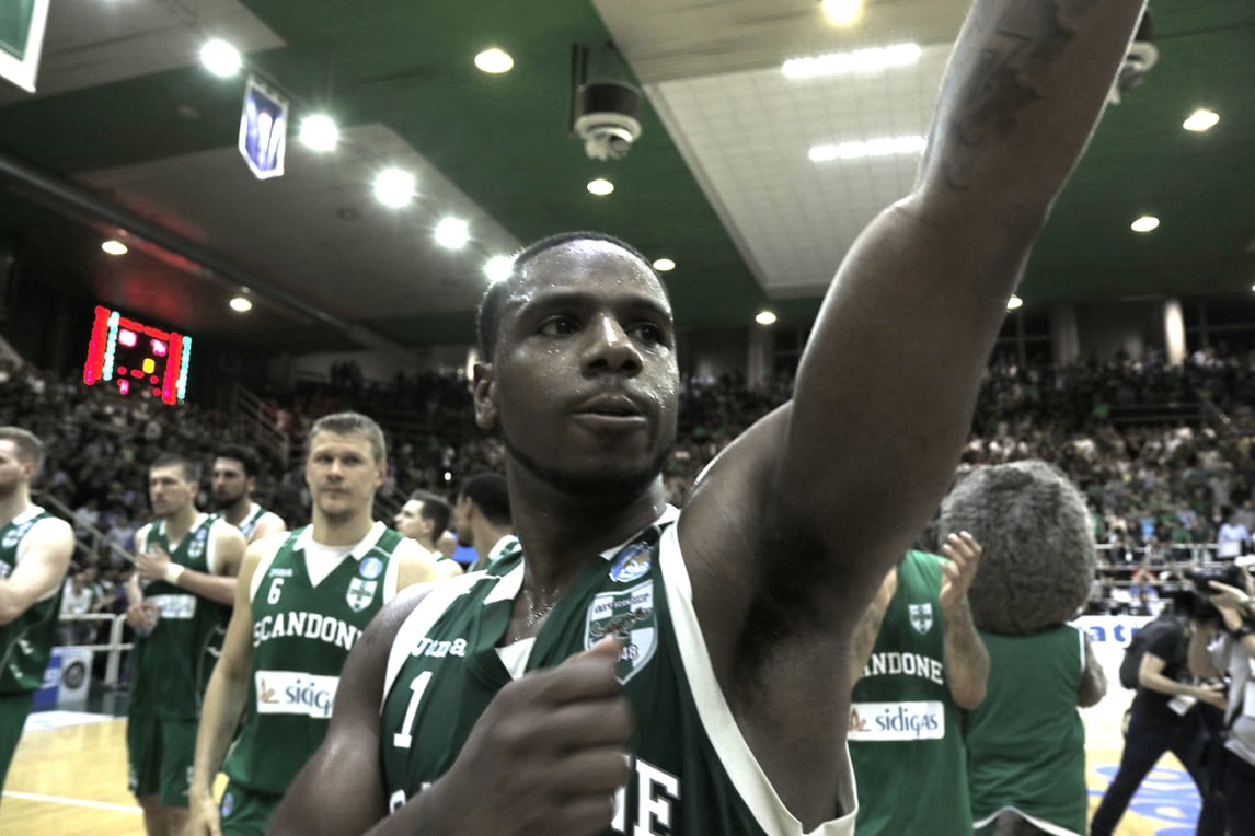Avellino pareggia: si va a gara7